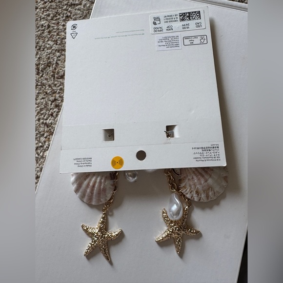 H&M Gold Starfish and Shell Drop Earrings - Picture 5 of 8